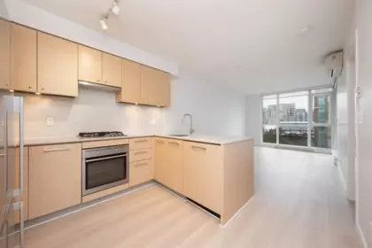 803 6180 Cooney Road, Richmond, BC, Richmond — Apartment/Condo for sale