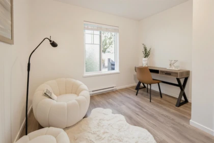 Office / Den Photo of 92 158 171 Street, Surrey, BC