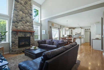 Breakfast Nook Photo of 15512 37a Avenue, Surrey, BC