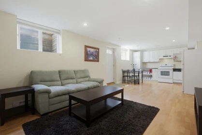 Swimming Pool Photo of 15512 37a Avenue, Surrey, BC