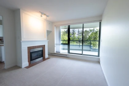 807 6611 Southoaks Crescent, Burnaby, BC, Burnaby — Apartment/Condo for sale