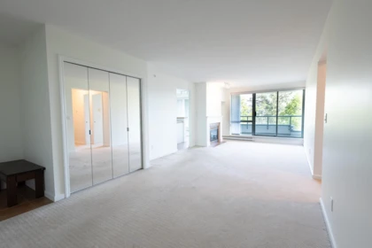807 6611 Southoaks Crescent, Burnaby, BC, Burnaby — Apartment/Condo for sale
