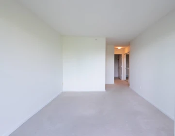 Primary Bedroom Photo of 807 6611 Southoaks Crescent, Burnaby, BC