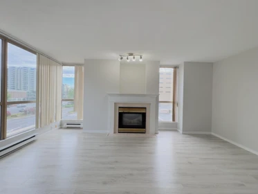 104 7995 Westminster Highway, Richmond, BC, Richmond — Apartment/Condo for sale