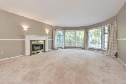 Breakfast Nook Photo of 13056 22a Avenue, Surrey, BC