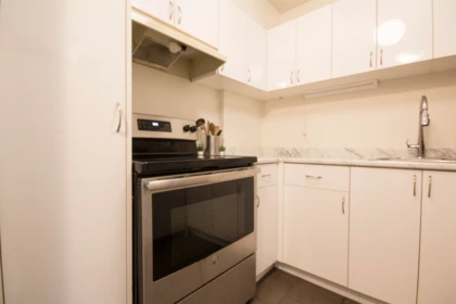 Office / Den Photo of 809 1330 Hornby Street, Vancouver, BC