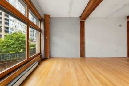 Walk-In Closet Photo of 406 518 Beatty Street, Vancouver, BC