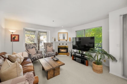 410 6737 Station Hill Court, Burnaby, BC, Burnaby — Apartment/Condo for sale