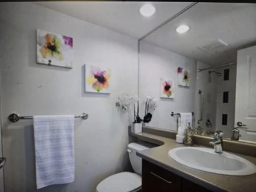 Primary Bathroom Photo of 213 8480 Granville Avenue, Richmond, BC