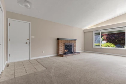 Walk-In Closet Photo of 4350 Cypress Street, Yarrow, BC