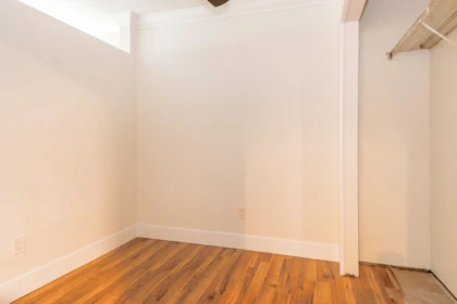 Guest Bathroom Photo of 203 17661 58a Avenue, Surrey, BC