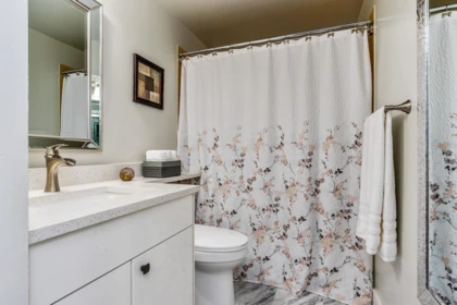 Loft / Bonus Room Photo of 203 17661 58a Avenue, Surrey, BC