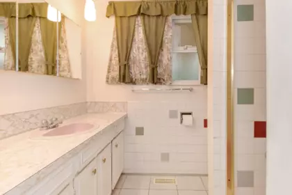 Mudroom Photo of 11755 84 Avenue, Delta, BC
