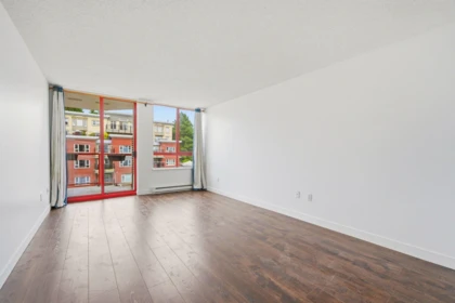 Basement Recreation Room Photo of 904 220 Eleventh Street, New Westminster, BC