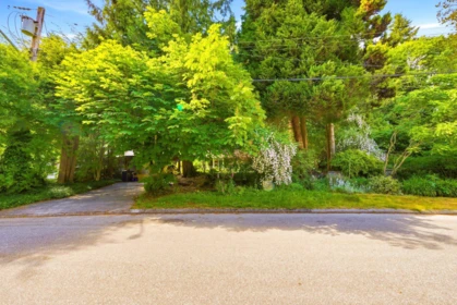 Office / Den Photo of 1463 Avonlynn Crescent, North Vancouver, BC