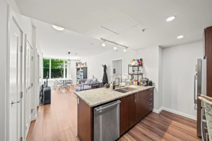 Kitchen Photo of 515 8688 Hazelbridge Way, Richmond, BC