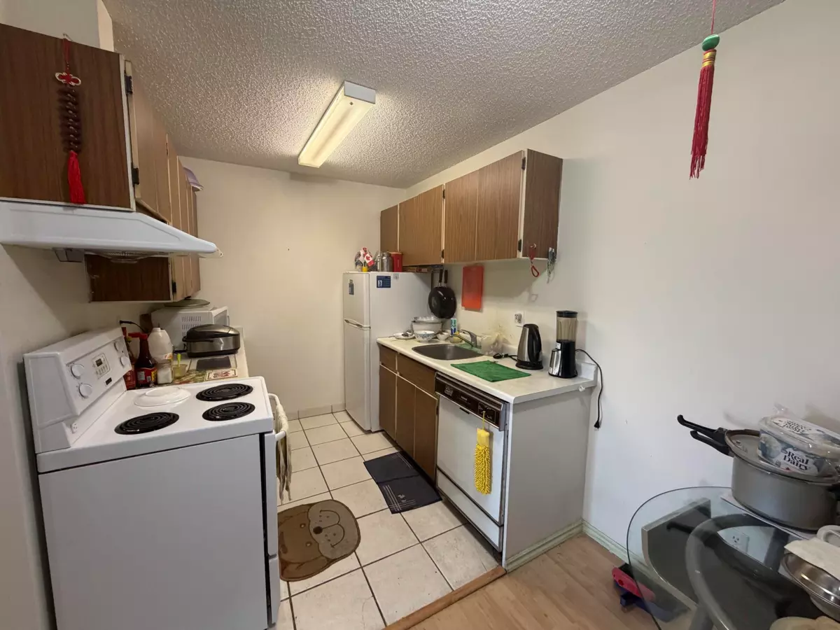 Family Room Photo of 304 7180 Lindsay Road, Richmond, BC