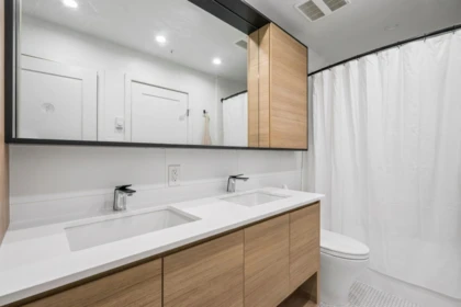 Powder Room Photo of 626 3131 Murray Street, Port Moody, BC