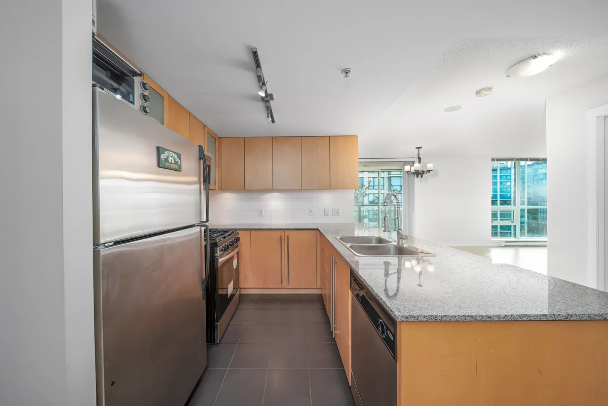 Family Room Photo of 806 7555 Alderbridge Way, Richmond, BC