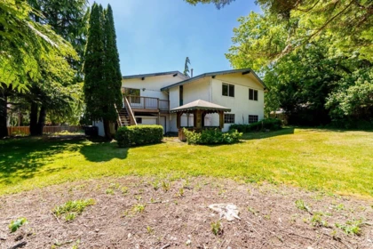 Fitness Center Photo Near 5462 Bakerview Drive, Surrey, BC