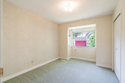 Staircase Photo of 5462 Bakerview Drive, Surrey, BC