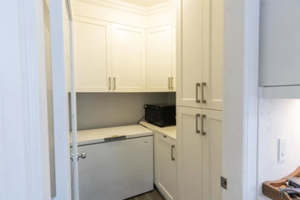 Guest Bathroom Photo of 14135 90a Avenue, Surrey, BC