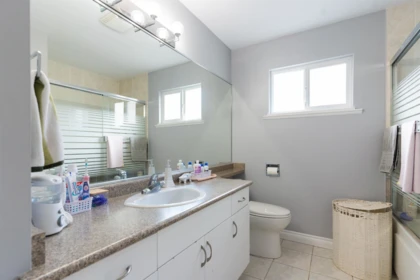 Mudroom Photo of 14135 90a Avenue, Surrey, BC