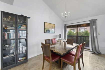 Breakfast Nook Photo of 304 720 Eighth Avenue, New Westminster, BC