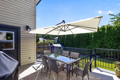 Front Yard Photo of 21508 84 Avenue, Langley, BC