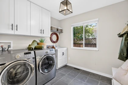 Guest Bathroom Photo of 21508 84 Avenue, Langley, BC