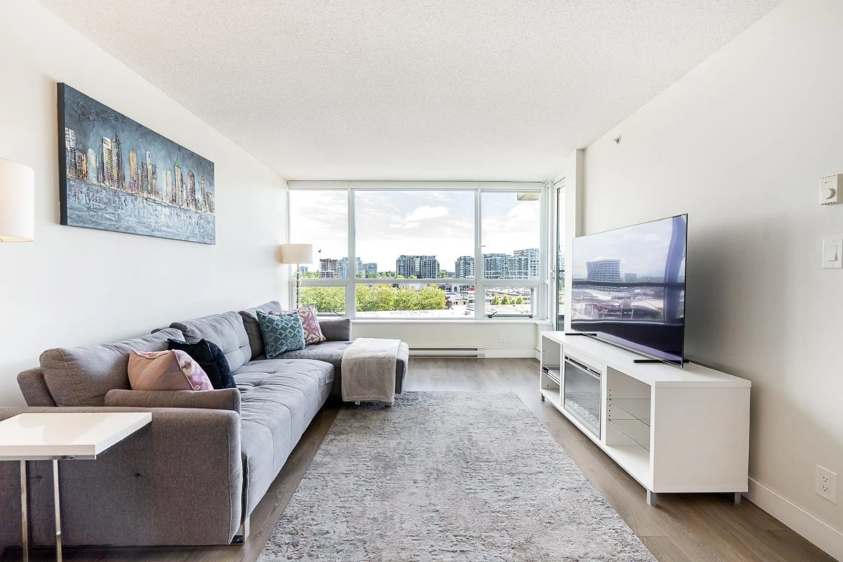 Family Room Photo of 902 7575 Alderbridge Way, Richmond, BC