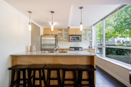 Backyard Photo of 902 7575 Alderbridge Way, Richmond, BC
