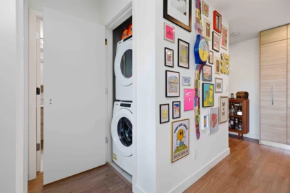 Hallway Photo of 1501 595 Austin Avenue, Coquitlam, BC