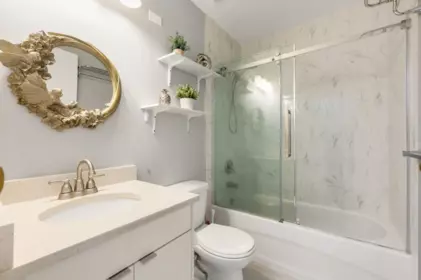 Powder Room Photo of 8 8691 Cook Road, Richmond, BC