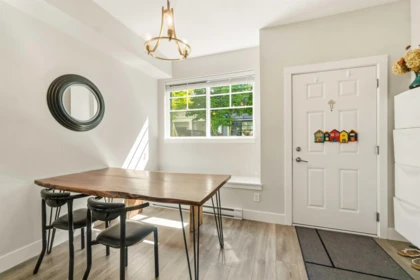 Entry Foyer Photo of 5 5142 Canada Way, Burnaby, BC