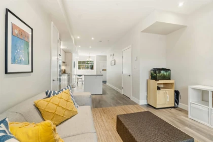 Office / Den Photo of 5 5142 Canada Way, Burnaby, BC
