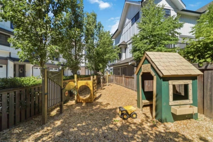 Primary Bedroom Photo of 5 5142 Canada Way, Burnaby, BC
