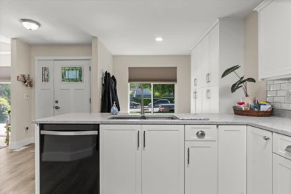 Breakfast Nook Photo of 34251 King Road, Abbotsford, BC