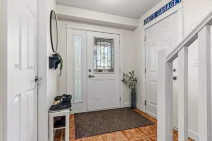 Mudroom Photo of 34251 King Road, Abbotsford, BC