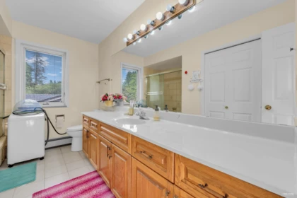 Guest Bathroom Photo of 1338 W 54th Avenue, Vancouver, BC