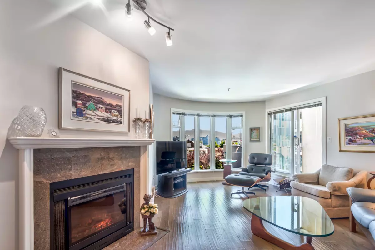 Family Room Photo of 310 1236 W 8th Avenue, Vancouver, BC