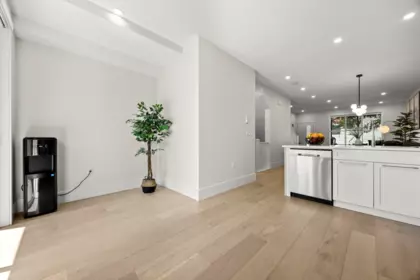 Kitchen Island Photo of 41 13260 236 Street, Maple Ridge, BC