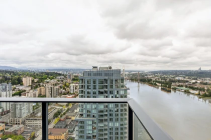Hallway Photo of 4504 680 Quayside Drive, New Westminster, BC