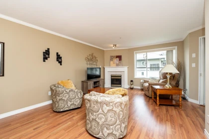 Basement Recreation Room Photo of 314 2626 Countess Street, Abbotsford, BC