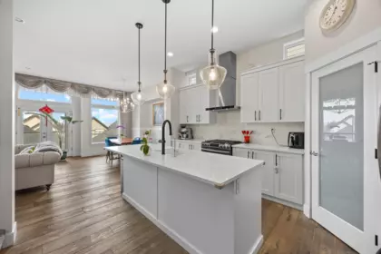 15825 Wills Brook Way, Surrey, BC, Surrey — Single Family Residence for sale