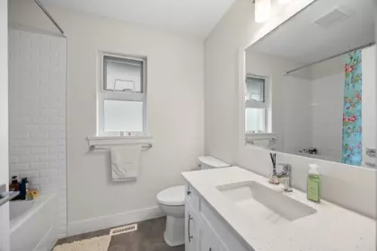 Powder Room Photo of 15825 Wills Brook Way, Surrey, BC