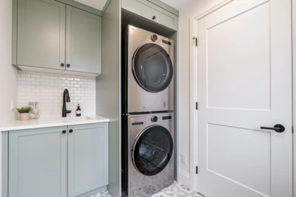 Walk-In Closet Photo of 5413 Crescent Drive, Delta, BC