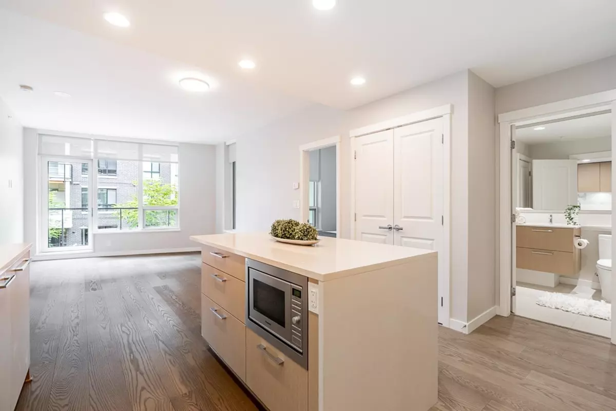 Dining Area Photo of 322 3563 Ross Drive, Vancouver, BC