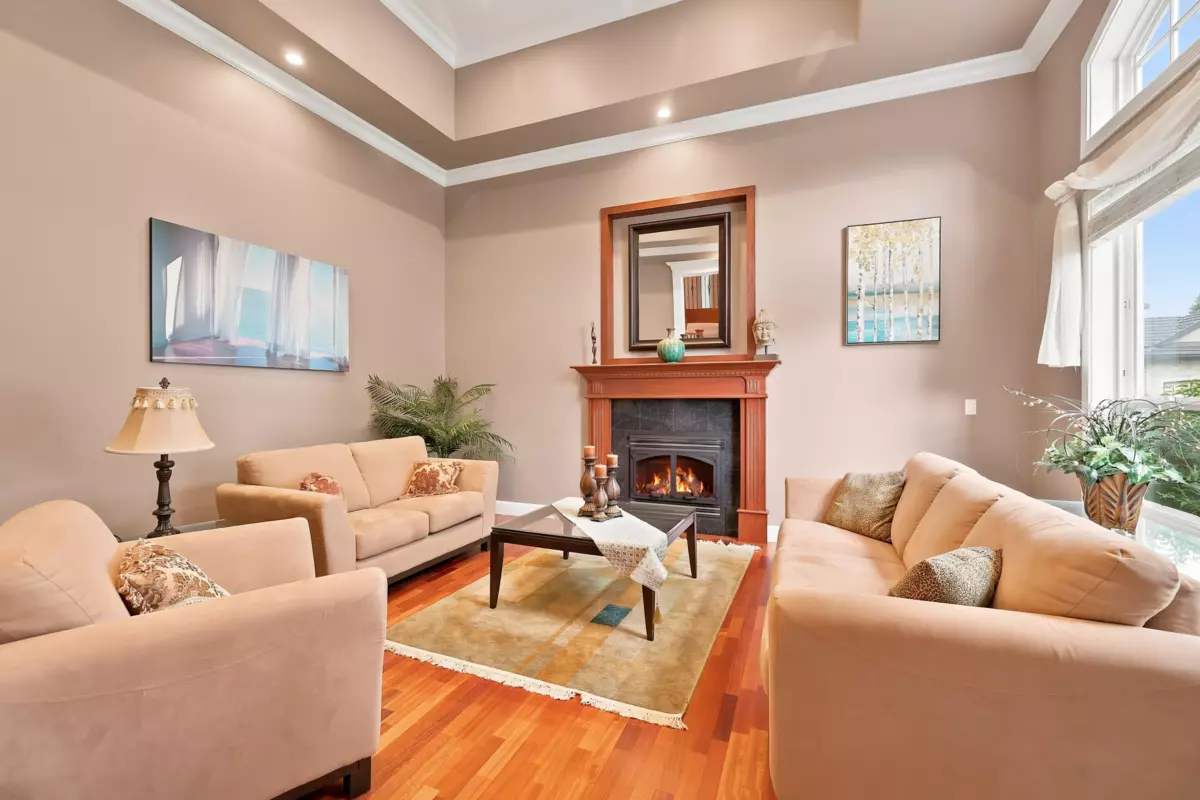 Dining Area Photo of 7260 149 Street, Surrey, BC
