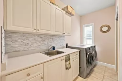Powder Room Photo of 7260 149 Street, Surrey, BC